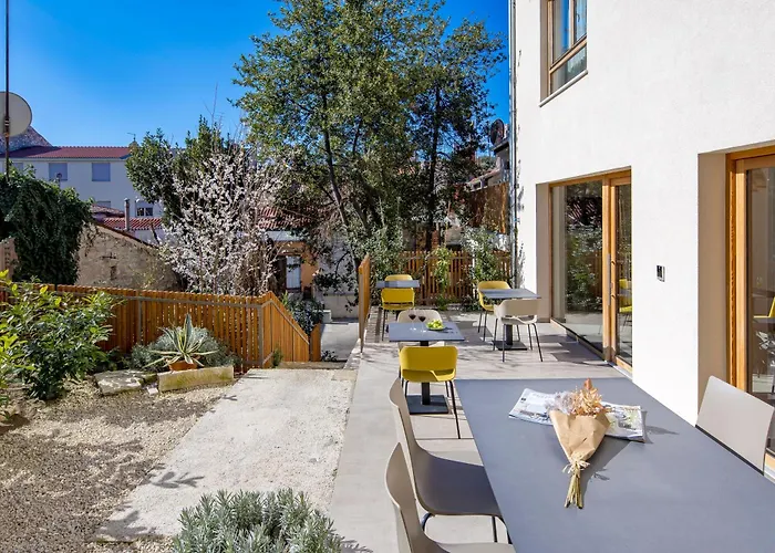 Pula Residence Tatil Evi Pula