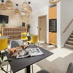 Pula Residence * פולה
