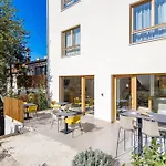 Pula Residence בית נופש *