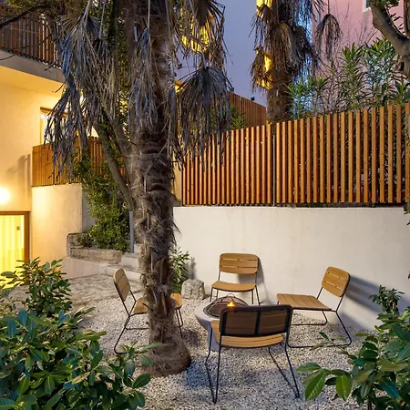 Pula Residence Semesterbostad *
