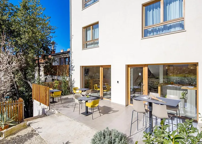 Pula Residence Feriehus *